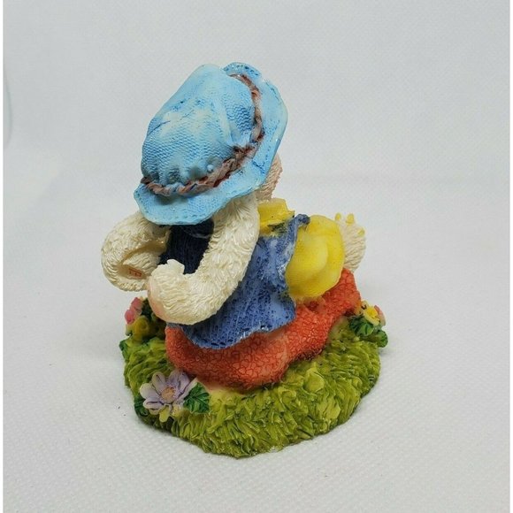 Bunny Sitting On Grass With Pink Book Ceramic/Porcelain Shelf Sitter Home Décor - Picture 10 of 12